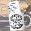 bilde av 2 kopper med bilde av på høyreside av koppen av "ride ord die" med bilde av djevelen med winger som kjører motorsykkel, med koppen en bikers drøm som vider motsatt side av koppen