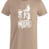 t-shirt med grafisk illustrasjon av en person på stor motorsykkel "bouncer" med en liten gutt på sin moped/motorsykkel, med teksten under: Tomorrow Needs You